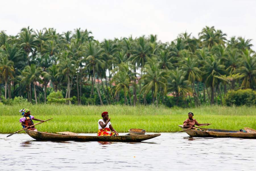 Плавучая деревня Африка