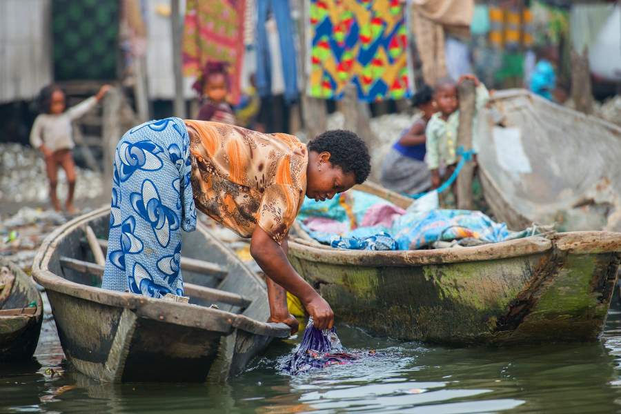 Плавучая деревня Африка