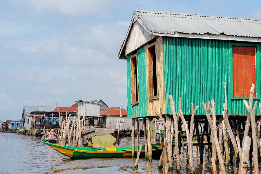 Плавучая деревня Африка