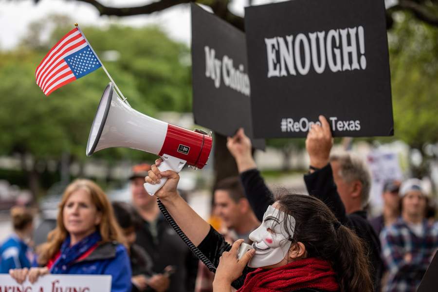 Протесты против карантина в США