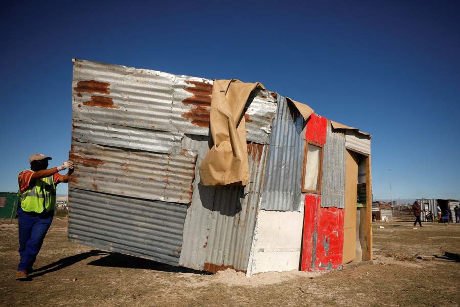 Снос домов и лачуг в Южной Африке