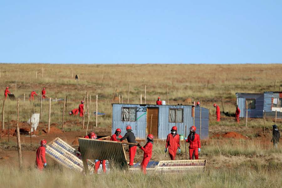 Снос домов и лачуг в Южной Африке