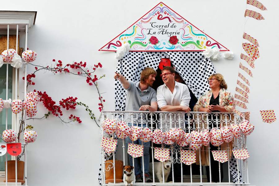 Праздник на балконах в Испании