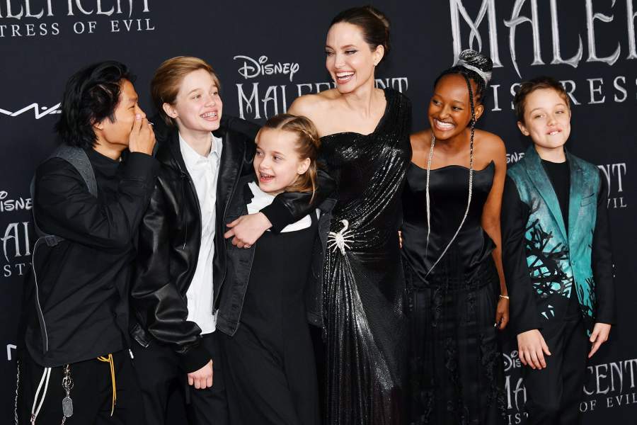 Анджелина Джоли