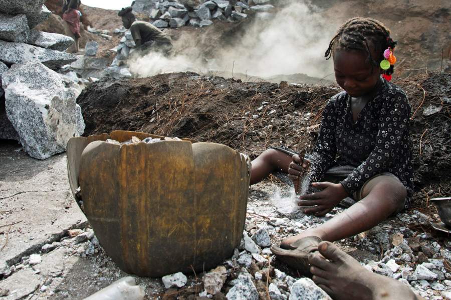 Работа на гранитном карьере