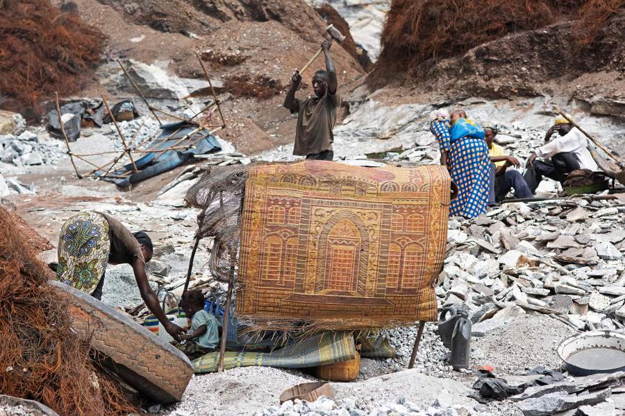 Работа на гранитном карьере