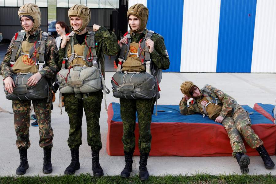 Студентки кадетской школы им. генерала Ермолова (Ставрополь)