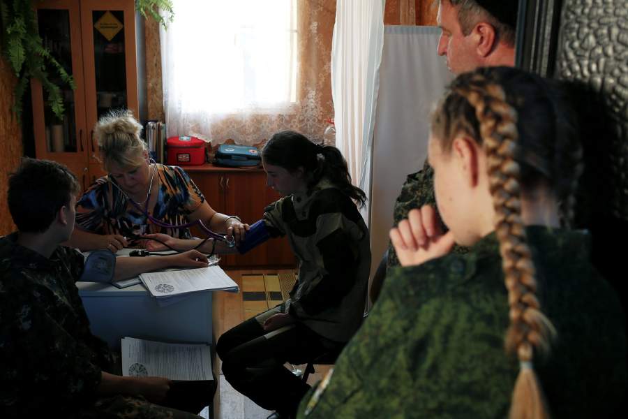 Студентки кадетской школы им. генерала Ермолова (Ставрополь)