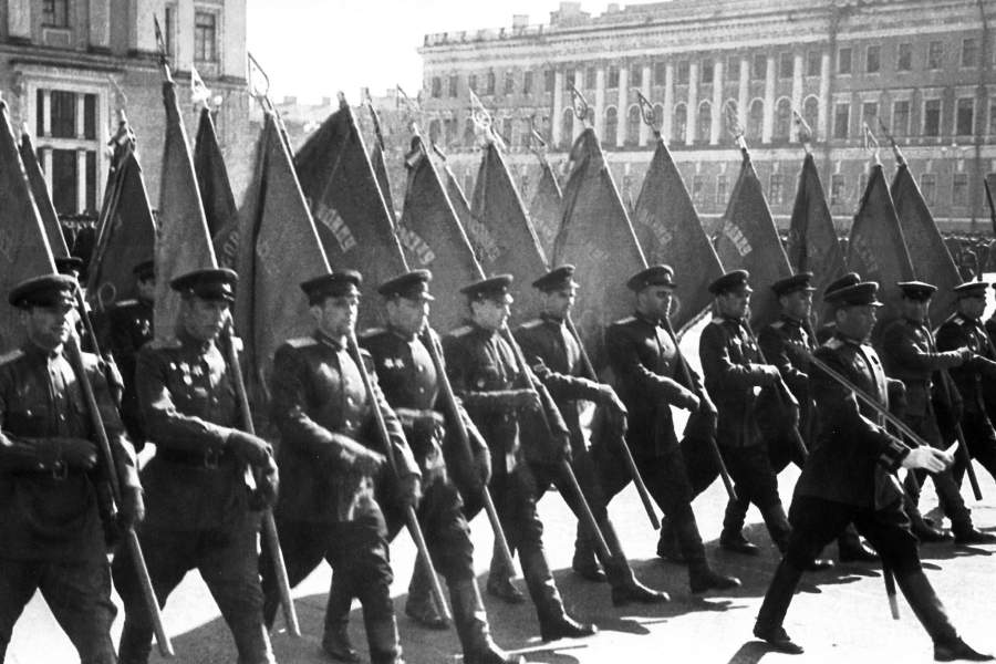 Парад Победы в Ленинграде 8 июля 1945 года