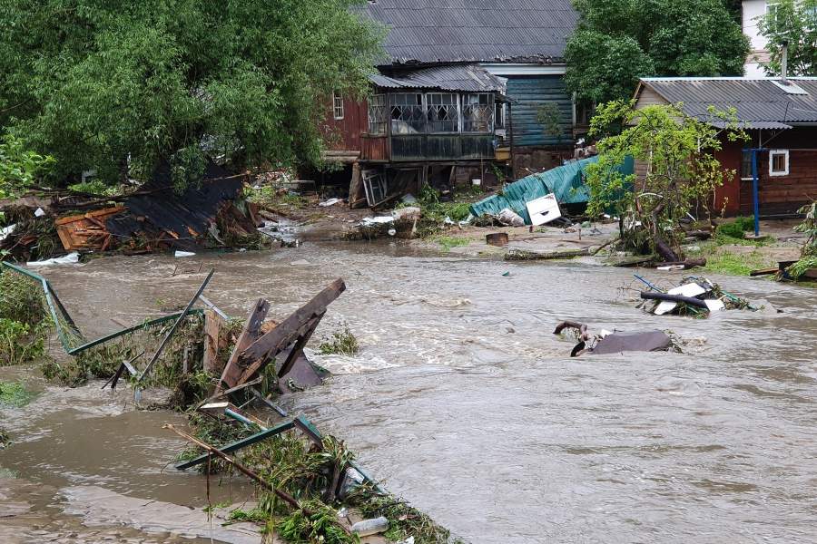 Последствия ливня в Рузе