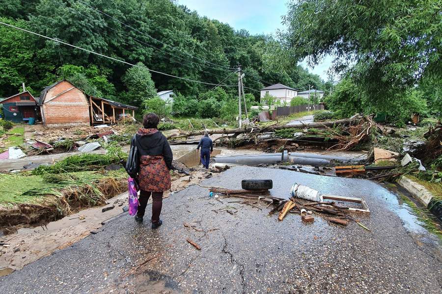 Последствия ливня в Рузе