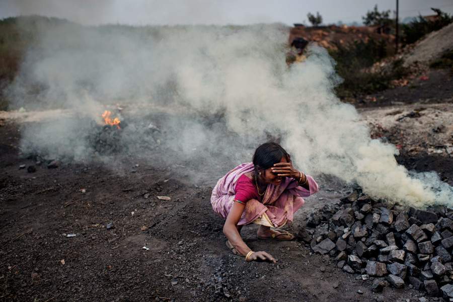 Добыча угля в поселке Джария (Индия)
