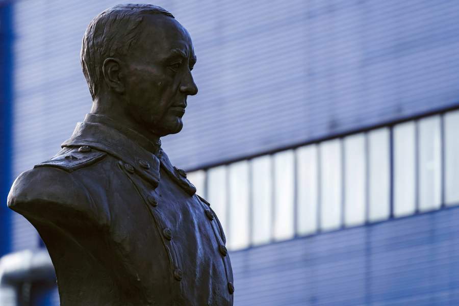 Памятник В. Я. Климову