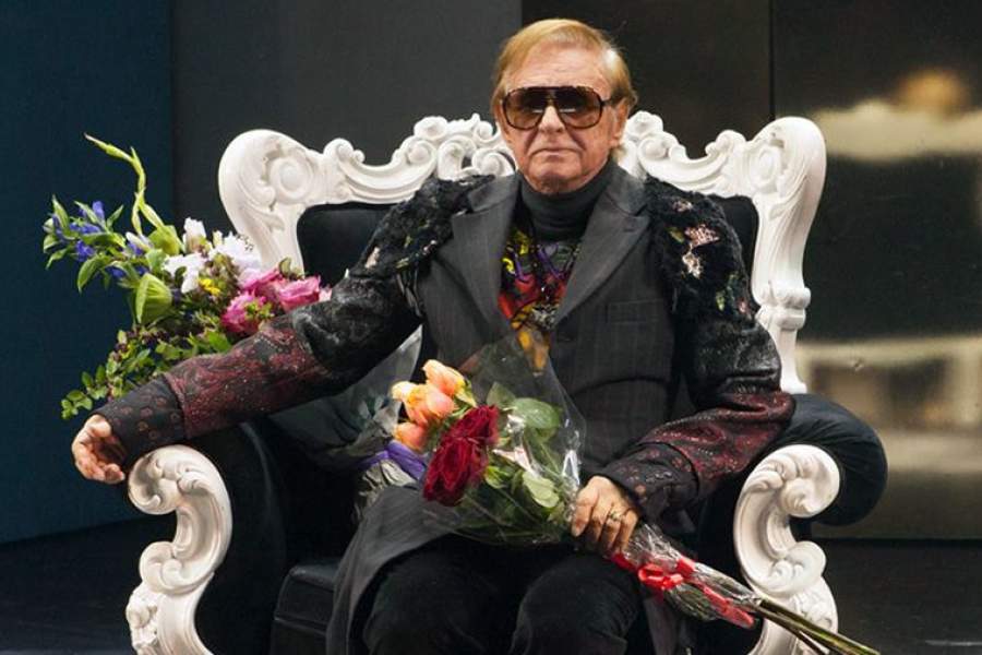 Роман Виктюк