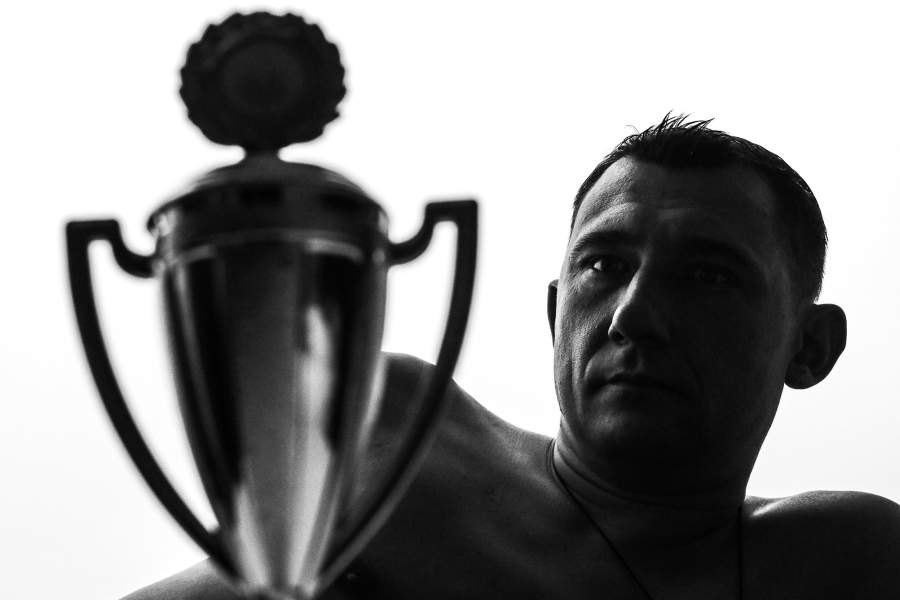 Алексей с одним из своих трофеев.