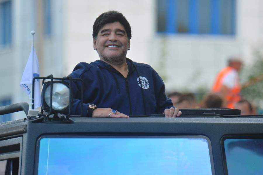 Футболист, председатель правления белорусского ФК "Динамо-Брест" Диего Марадона на стадионе «Брестский»