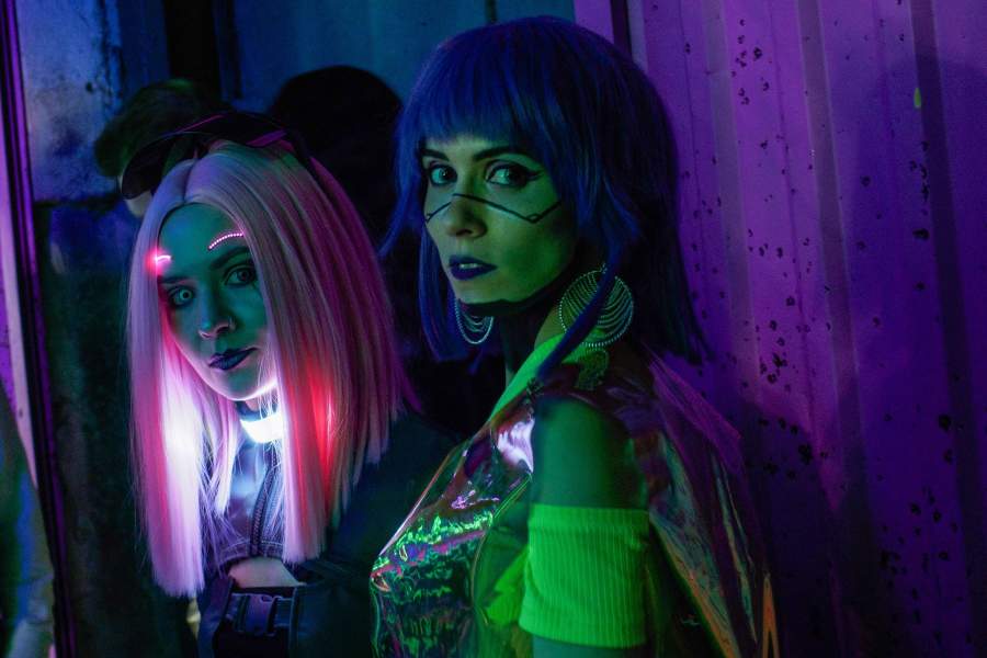 Девушки-косплееры на фестивале 