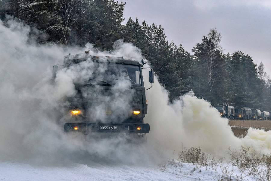 Отражение нападения диверсионной группы условного противника во время тактико-специального учения оперативно-тактических ракетных комплексов «Искандер-М» гвардейской танковой армии Западного военного округа в Ивановской области
