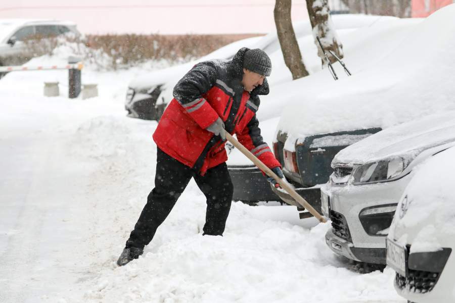 Чистка снега 