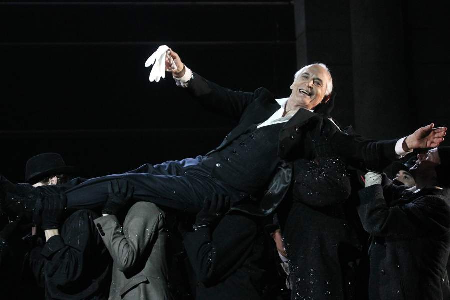 9 февраля 2011 года