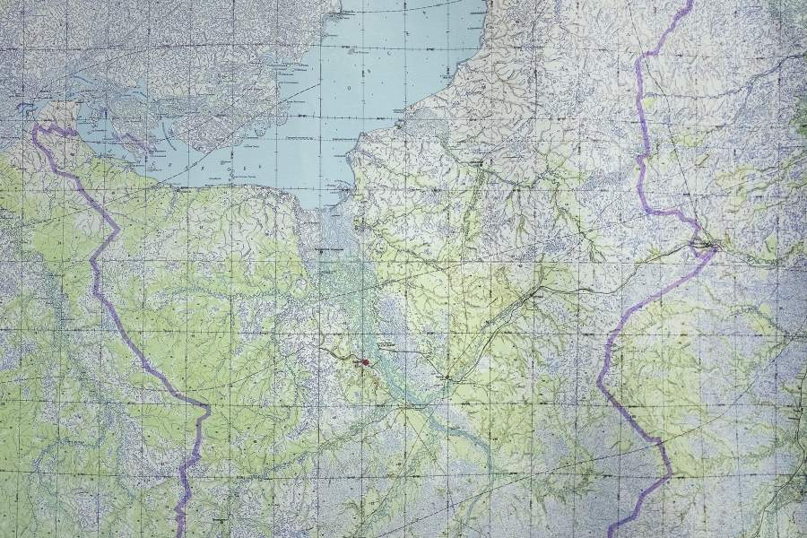 Карта с маршрутом целого проекта Трансполярной магистрали, которому так и не было суждено свершиться, в музее истории и археологии г. Надыма. Надым