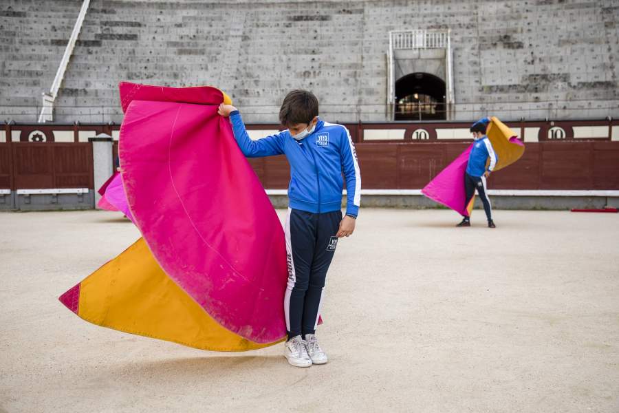 Движение плащом