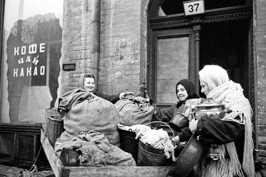 Беженцы возвращаются домой. Киев, 1943 год
