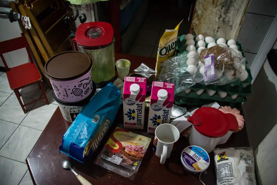 В сквоте нет маргиналов, люди экономят деньги на жилье и могут позволить себе нормальное питание на сэкономленные деньги.