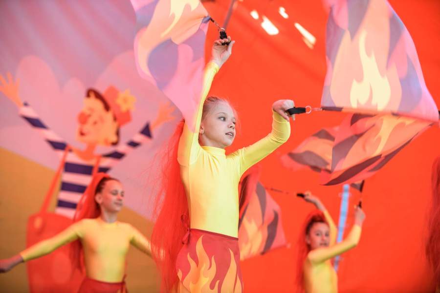 Город Заречный Свердловской области выступление цирковой студии гимнастики и акробатики Екатеринбургского государственного цирка