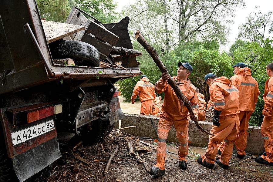 Последствия схода селя в Бахчисарайском районе