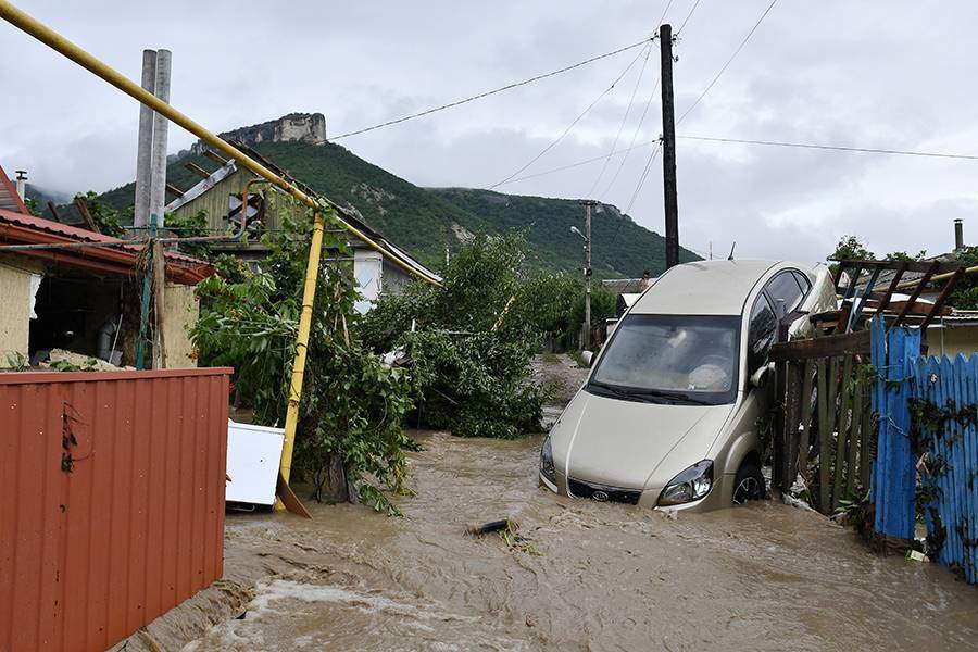 Последствия схода селя в Бахчисарайском районе