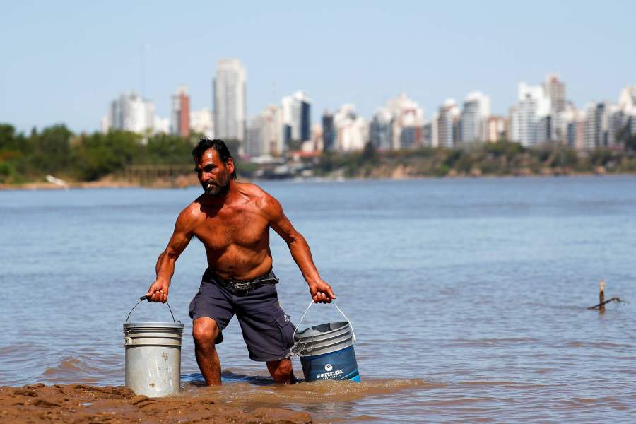 Несу воду