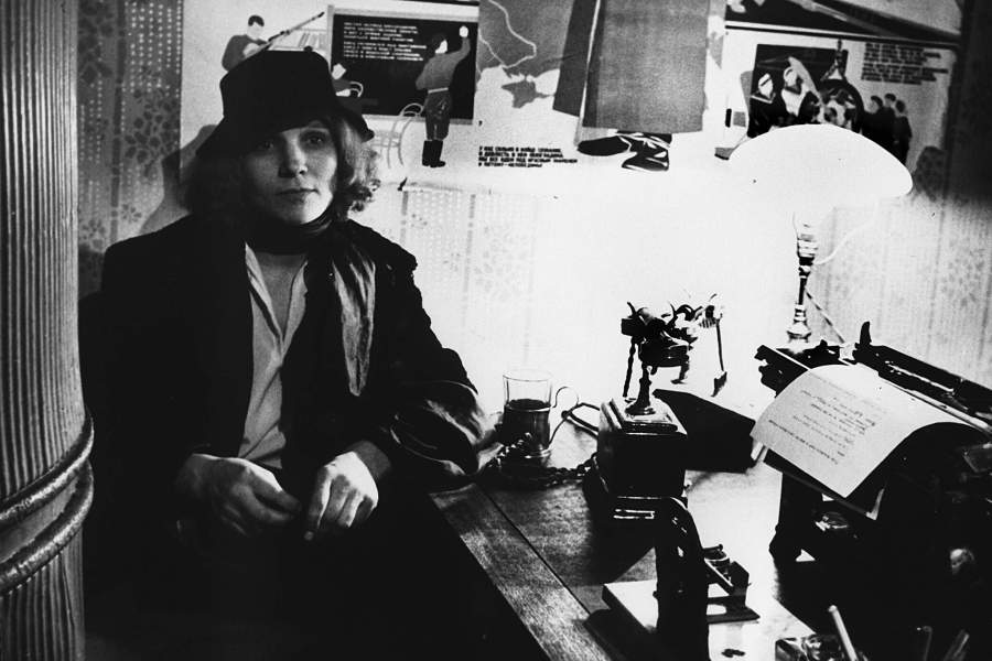 Кадр из фильма «Мой друг Иван Лапшин». Режиссер Алексей Герман. Киностудия «Ленфильм». 1984 год. Актриса Нина Русланова в роли Наташи