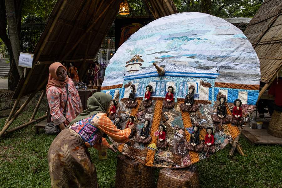 Индонезийский фестиваль зонтов