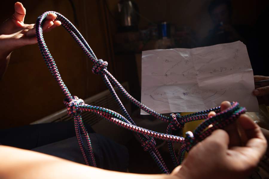 Одна из уздечек, изготовленная Инной Михайловной