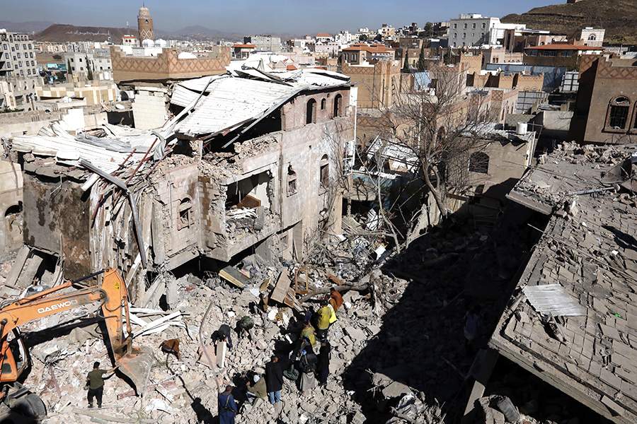 Арабская коалиция нанесла авиаудары по столице Йемена