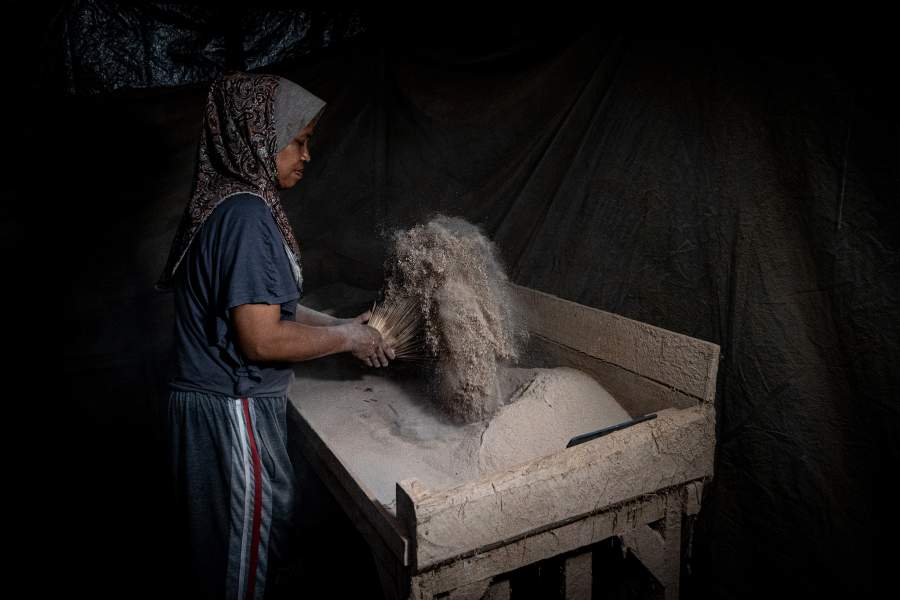 Как в Индонезии делают аромапалочки к китайскому Новому году