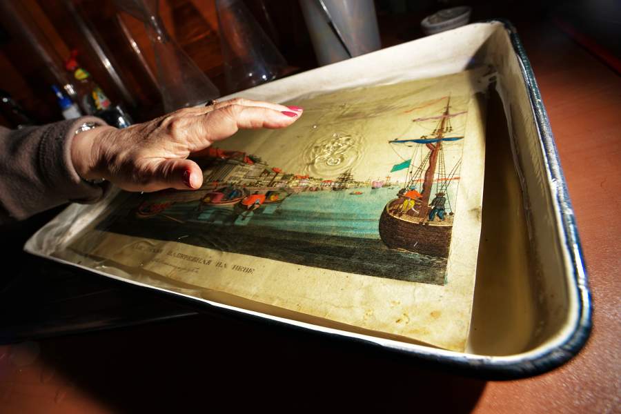 Как работает Федеральный центр консервации и реставрации библиотечных фондов в Санкт-Петербурге