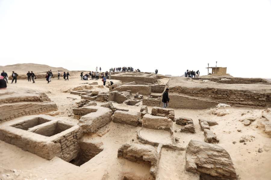 Египтологи нашли пять древних гробниц времен Древнего царства в Саккарском некрополе