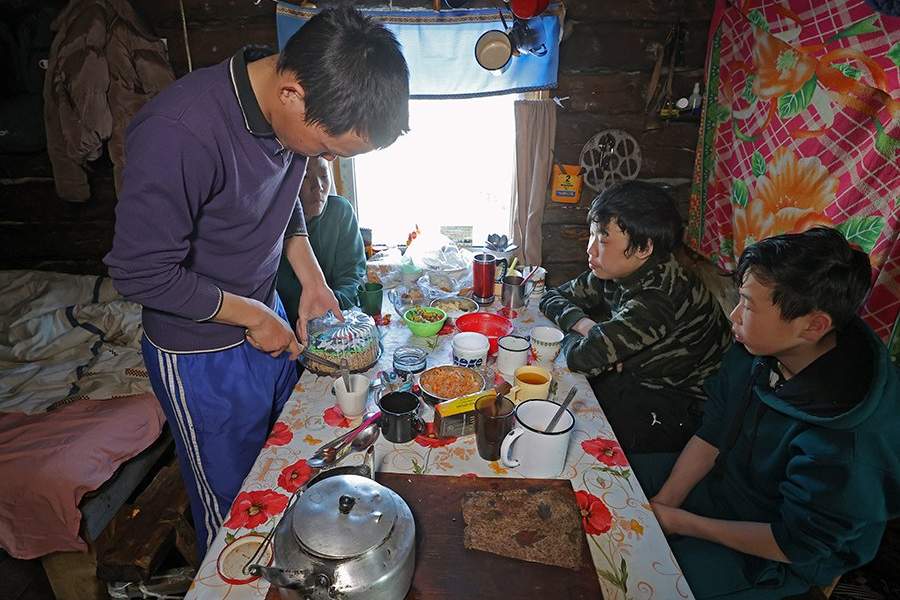 Сезонная кочевая школа «Мэрлэнкэ»  в Якутии
