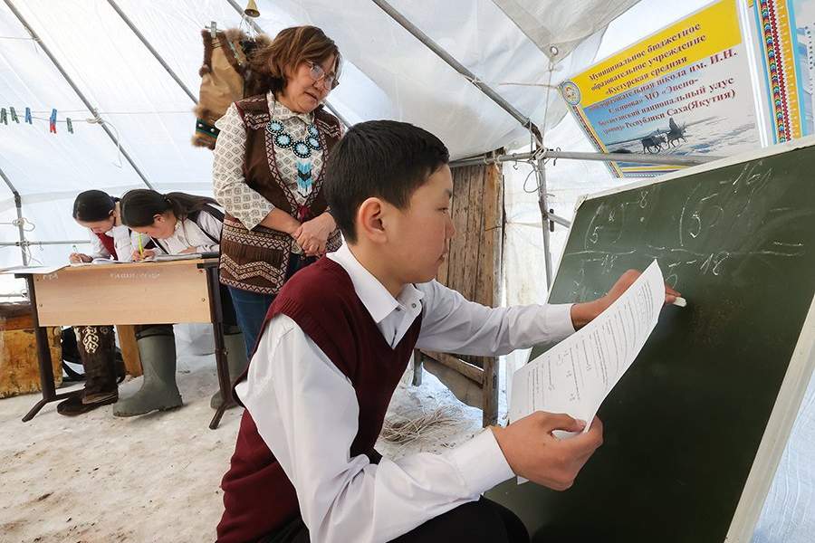 Сезонная кочевая школа «Мэрлэнкэ» в Якутии