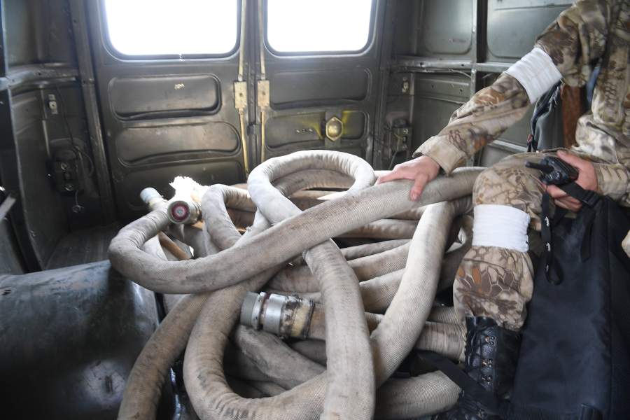 Боекомплект установки разминирования УР-77, обнаруженный на территории разрушенного комбината «Азовсталь» в Мариуполе