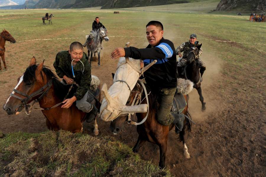 Как играют в кок бору жители Горного Алтая