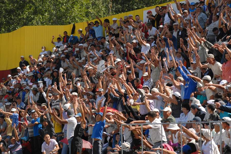 Традиционная тувинская борьба Хуреш