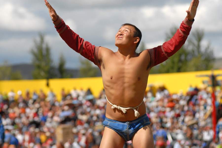 Традиционная тувинская борьба Хуреш