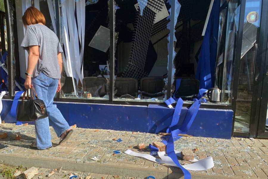 Поврежденные жилые дома в Белгороде