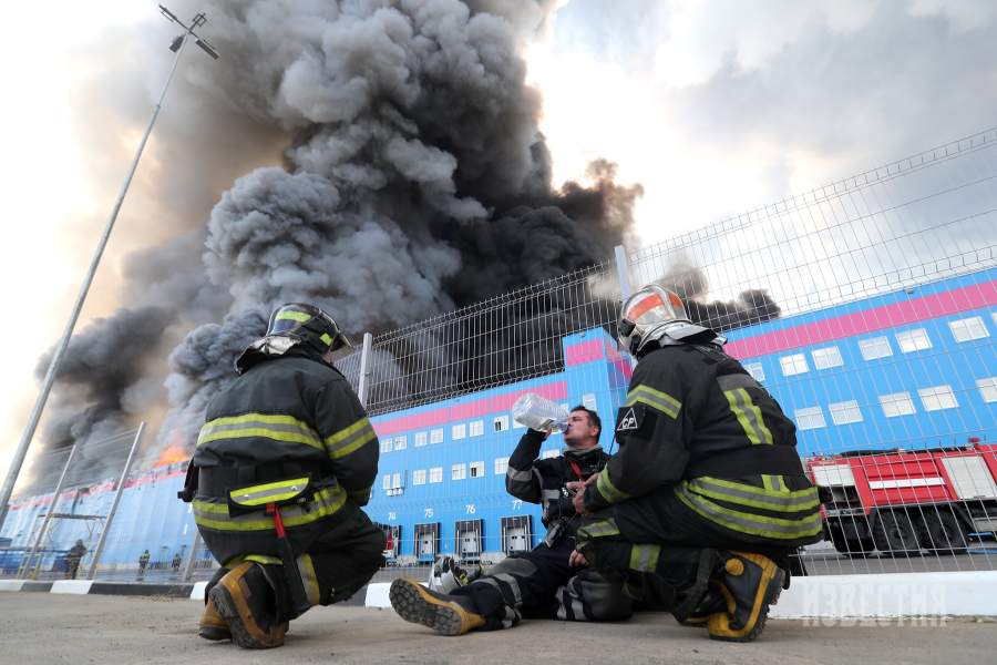 Пожар на складе Ozon