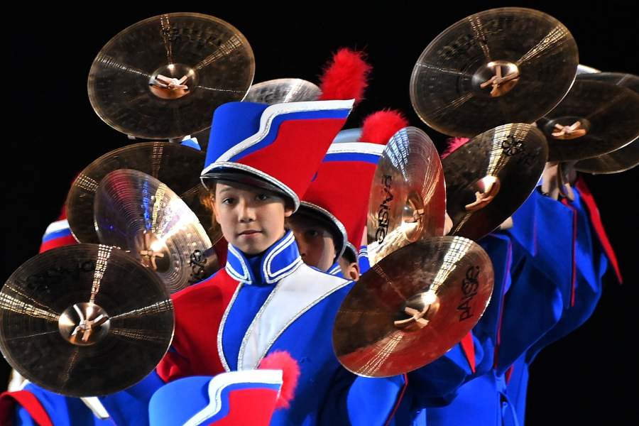 Выступление участников образцового ансамбля «Знаменские барабанщики» 