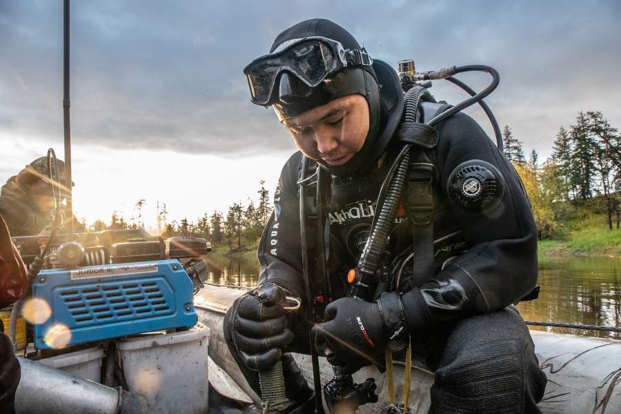 Как ищут бивни мамонтов в вечной мерзлоте