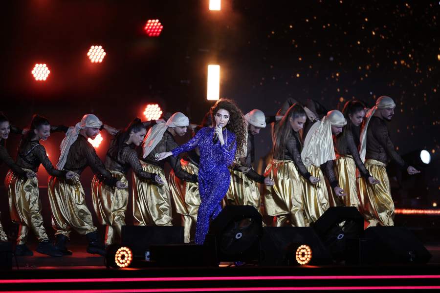 Из жаркого летнего климата в Катаре было принято экстраординарное решение провести соревнования зимой